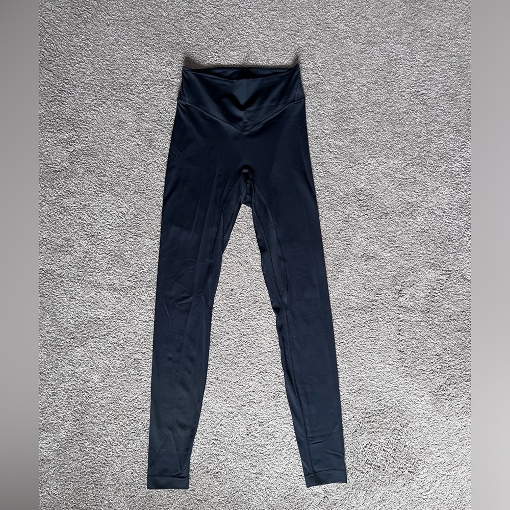 Lululemon breezethrough legging